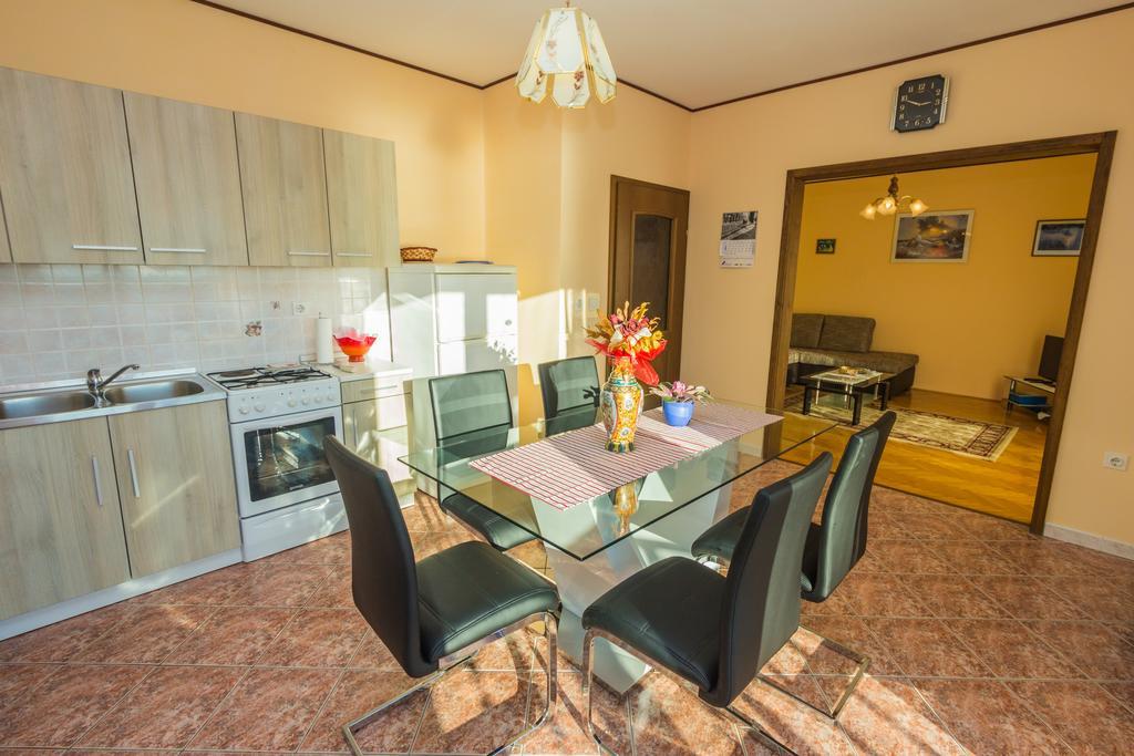 רייקה Apartments Villa Luciana מראה חיצוני תמונה