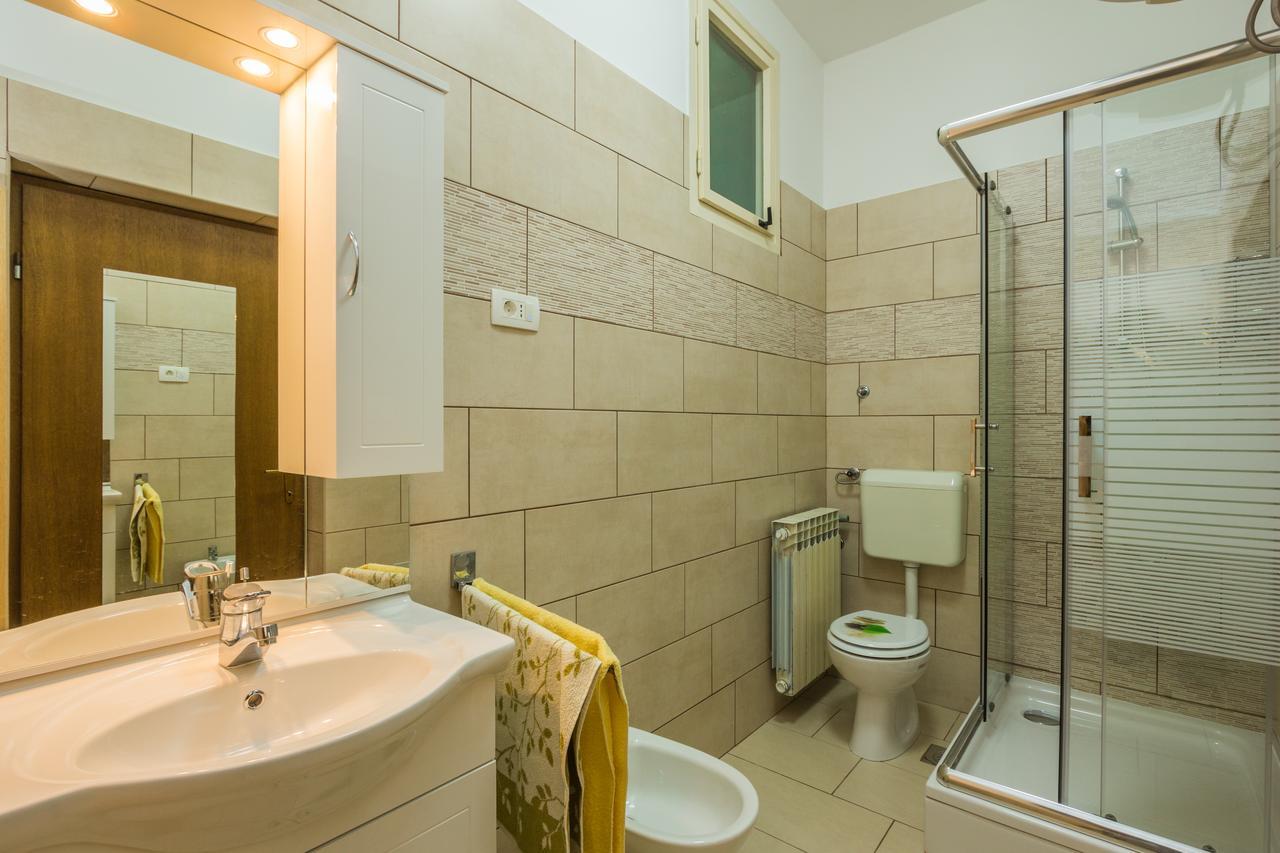 רייקה Apartments Villa Luciana מראה חיצוני תמונה